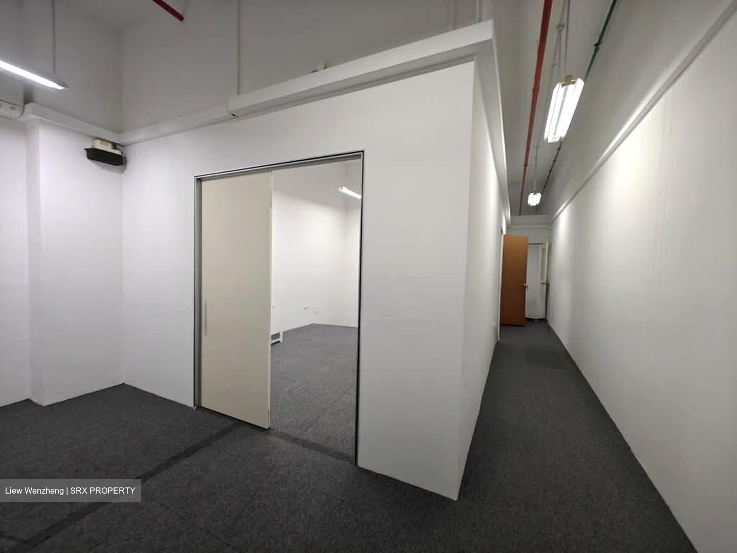 Oxley Bizhub (D14), Factory #575920981